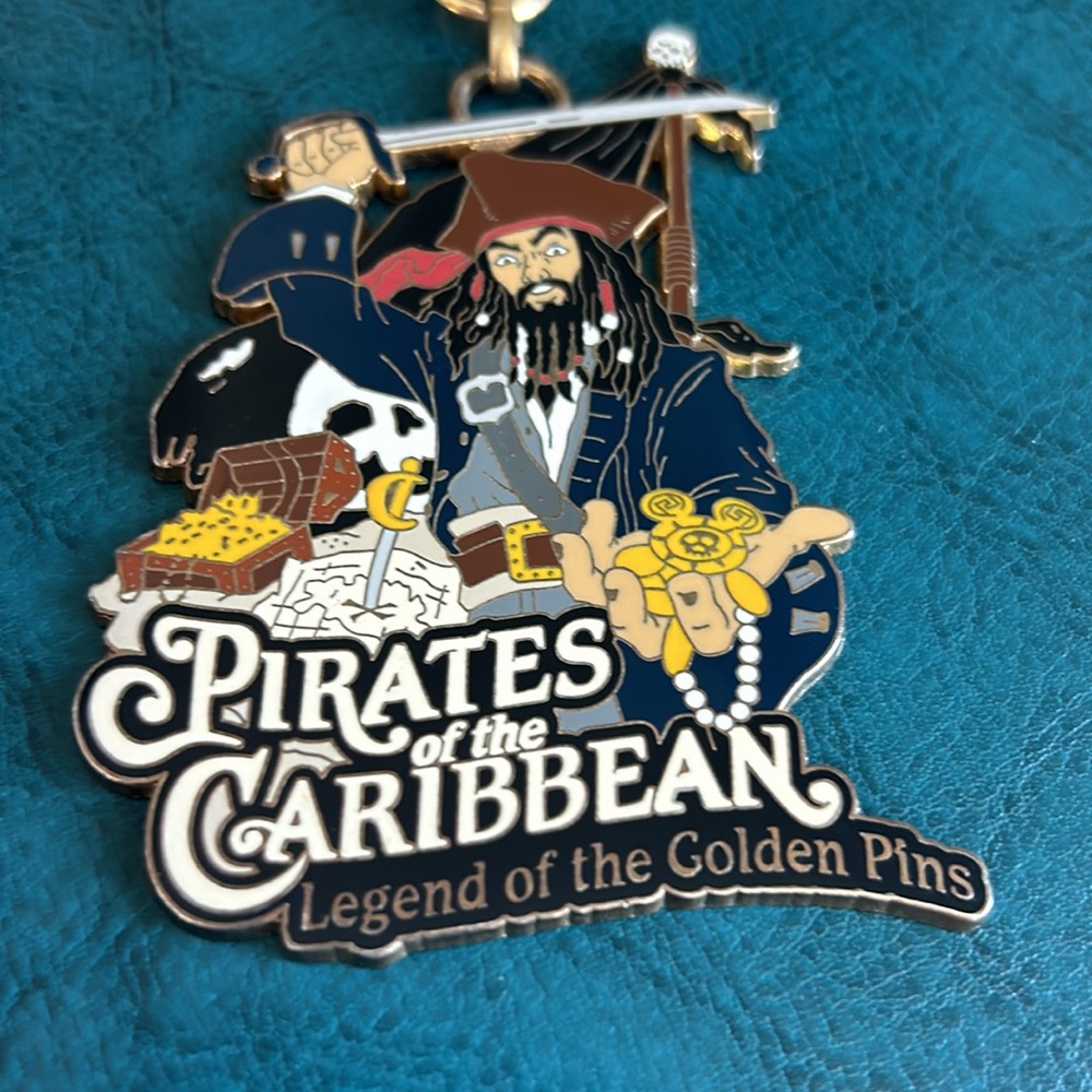 2006 Pirates of The Caribbean Disney Charm